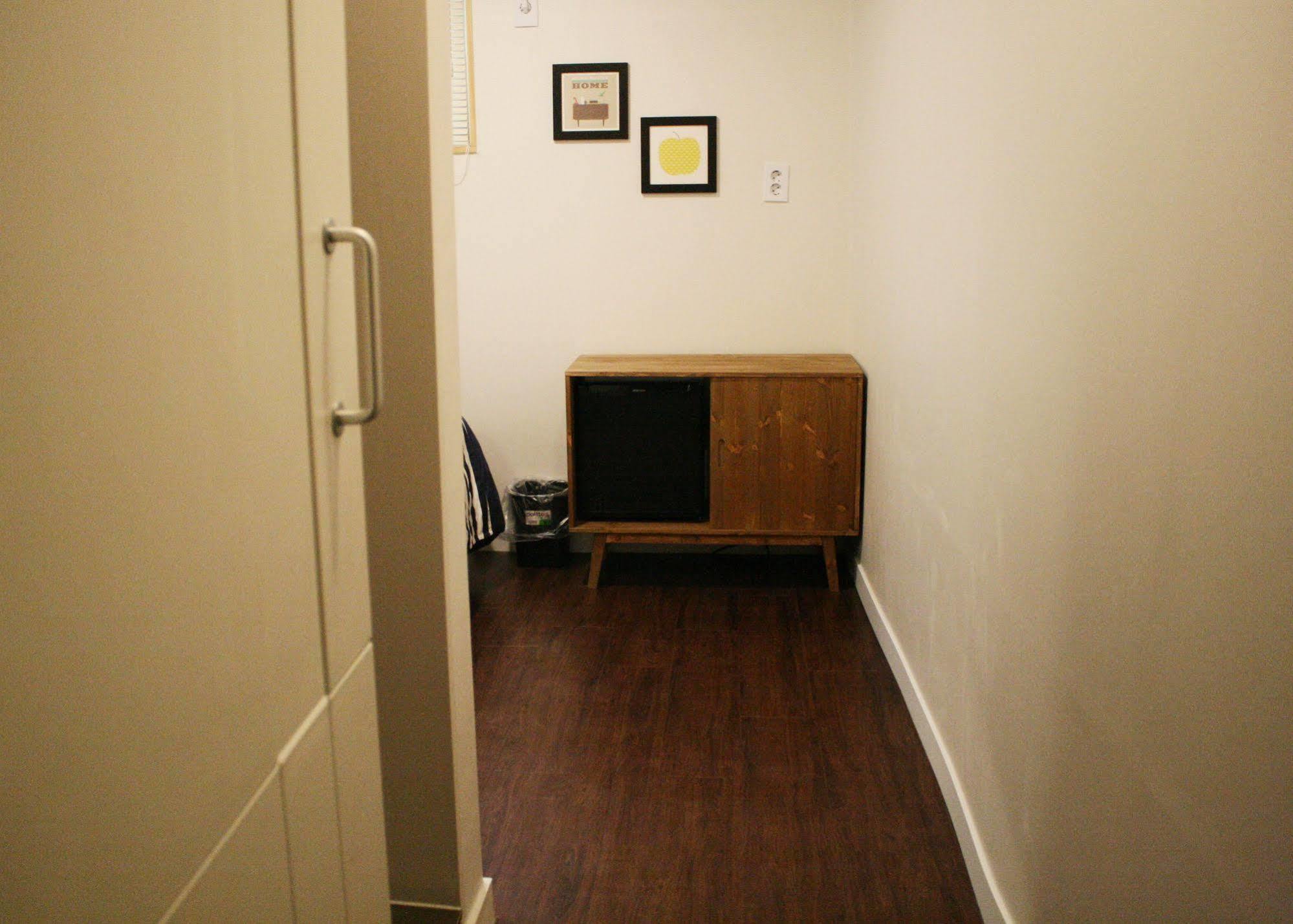 Beige Hostel