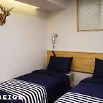 Hostel Beige