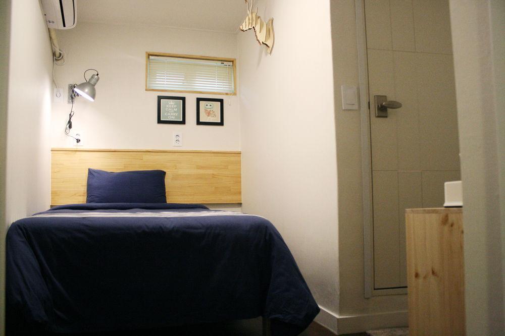 Beige Hostel