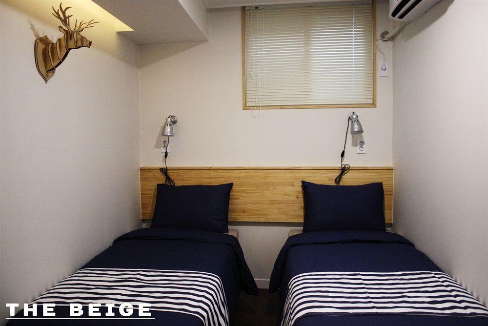 Beige Hostel *