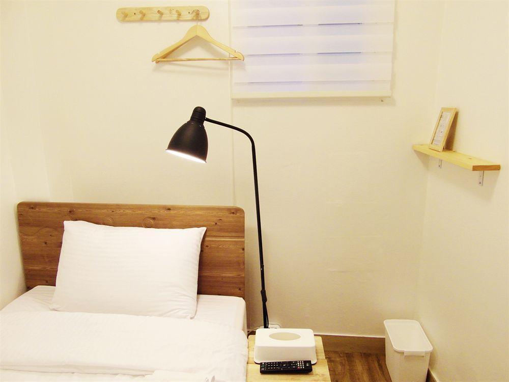 Beige * Seoul